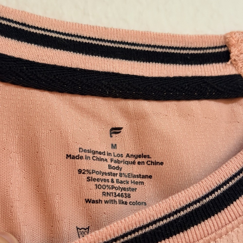 Fabletics The REC MESH Tee Men's Athletic Jersey T-Shirt Pink Size Medium Sporty - Picture 8 of 9